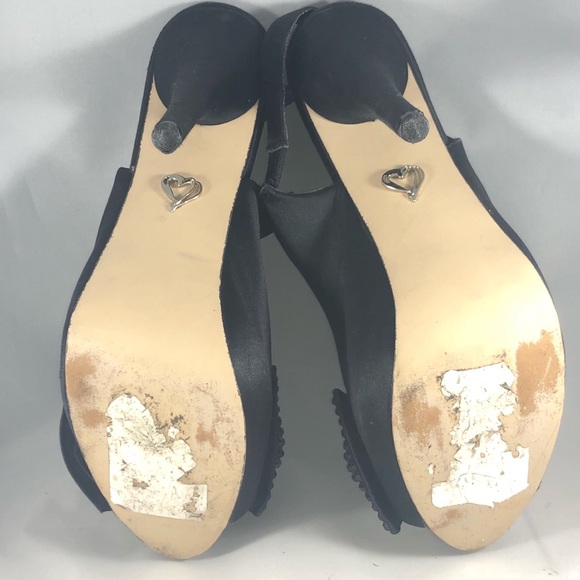 Steve Madden Black Satin Slingback Peep-toe Pumps - Picture 7 of 8